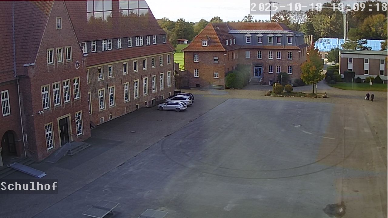 Webcam Schulhof 13:09
