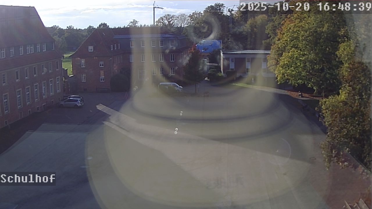 Webcam Schulhof 16:48