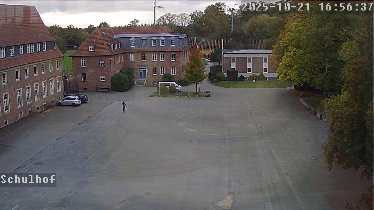 Webcam Schulhof 16:56