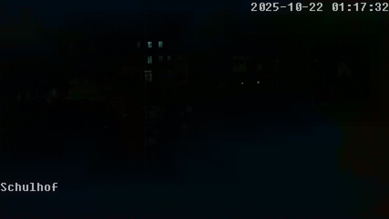 Webcam Schulhof 01:17