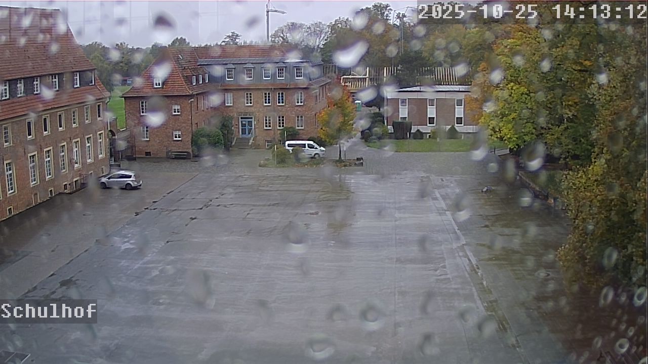Webcam Schulhof 14:13