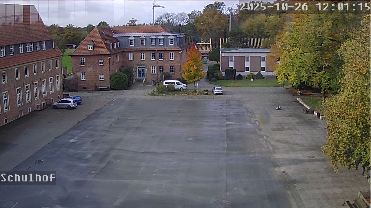 Webcam Schulhof 12:01