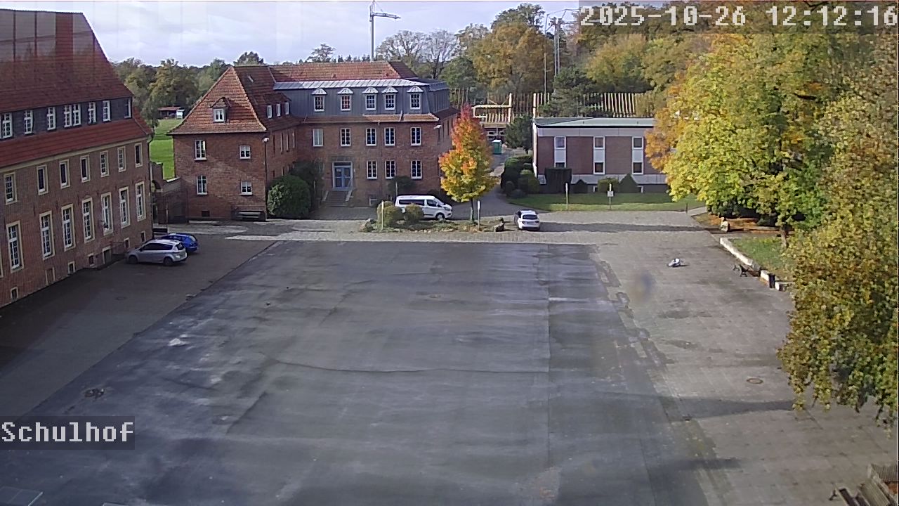 Webcam Schulhof 12:12