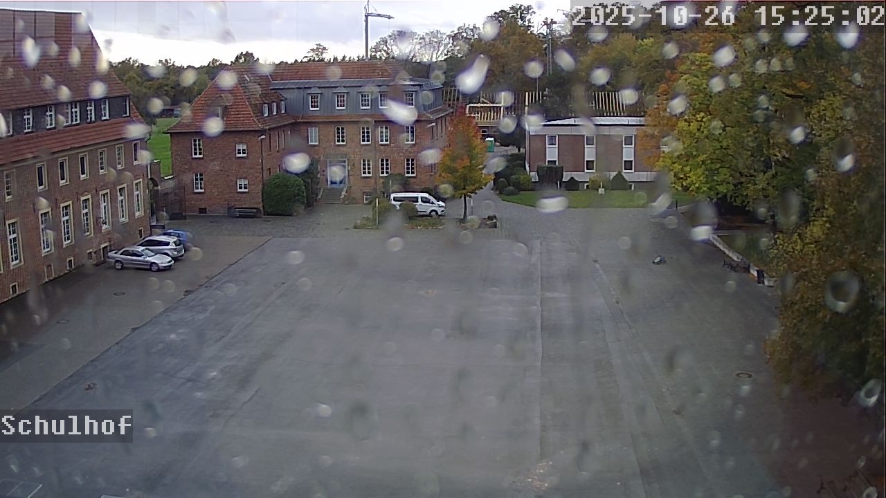 Webcam Schulhof 15:25