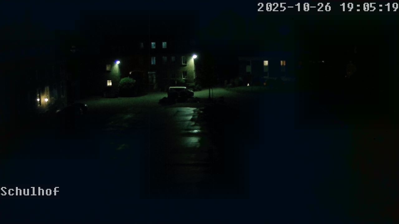 Webcam Schulhof 19:05