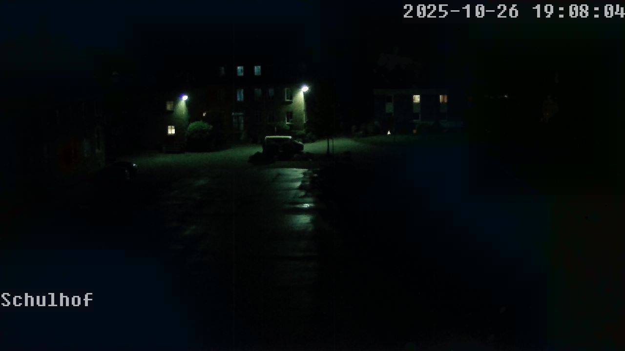Webcam Schulhof 19:08