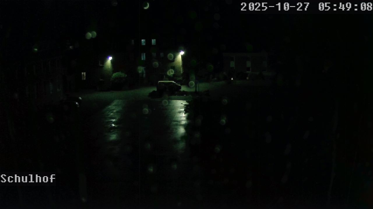 Webcam Schulhof 05:49