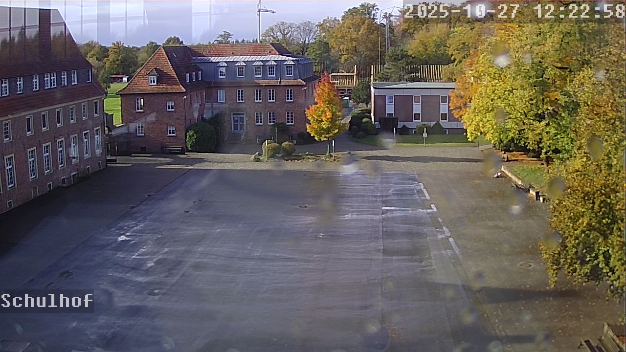 Webcam Schulhof 12:22