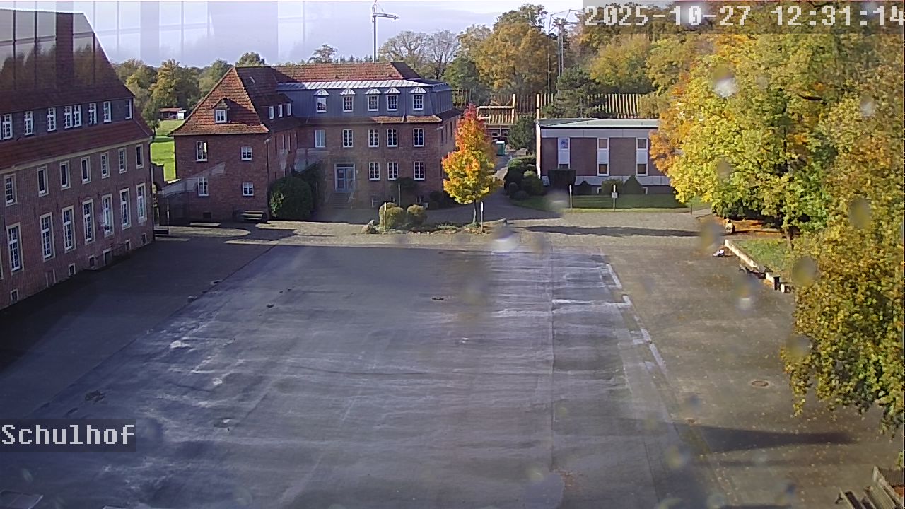 Webcam Schulhof 12:31