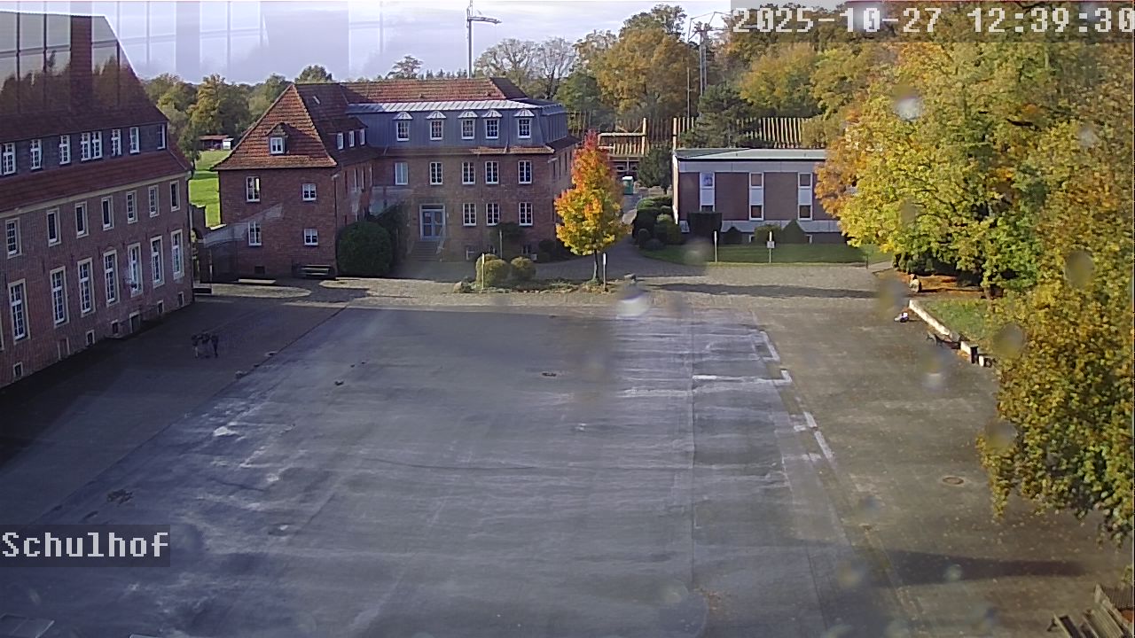 Webcam Schulhof 12:39