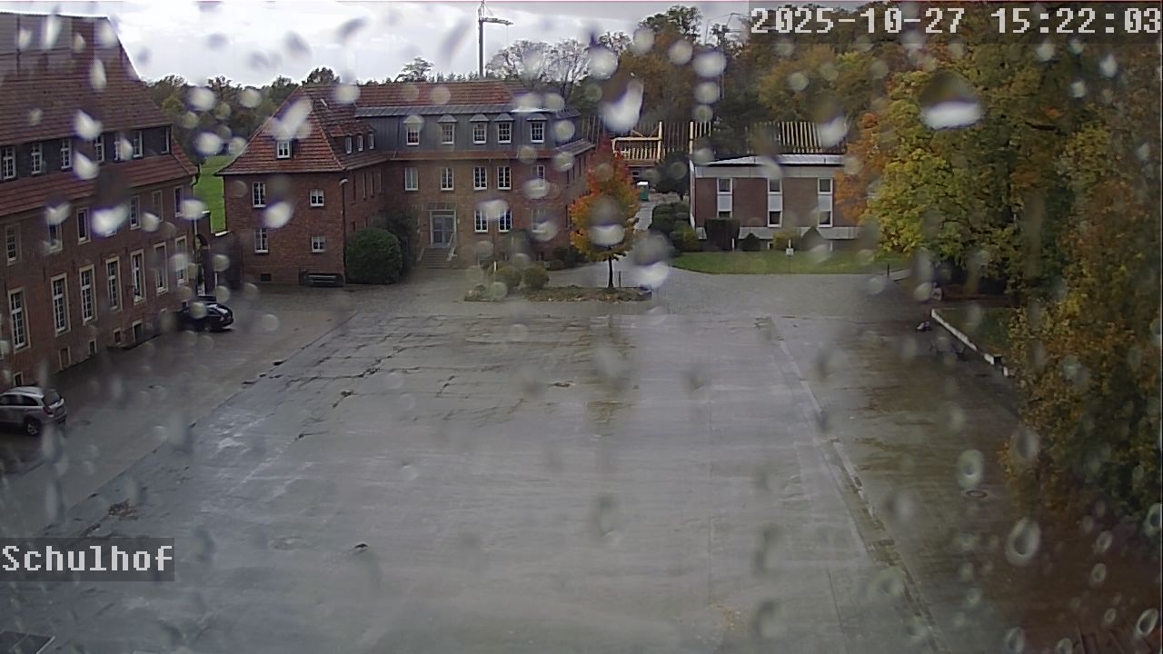 Webcam Schulhof 15:22
