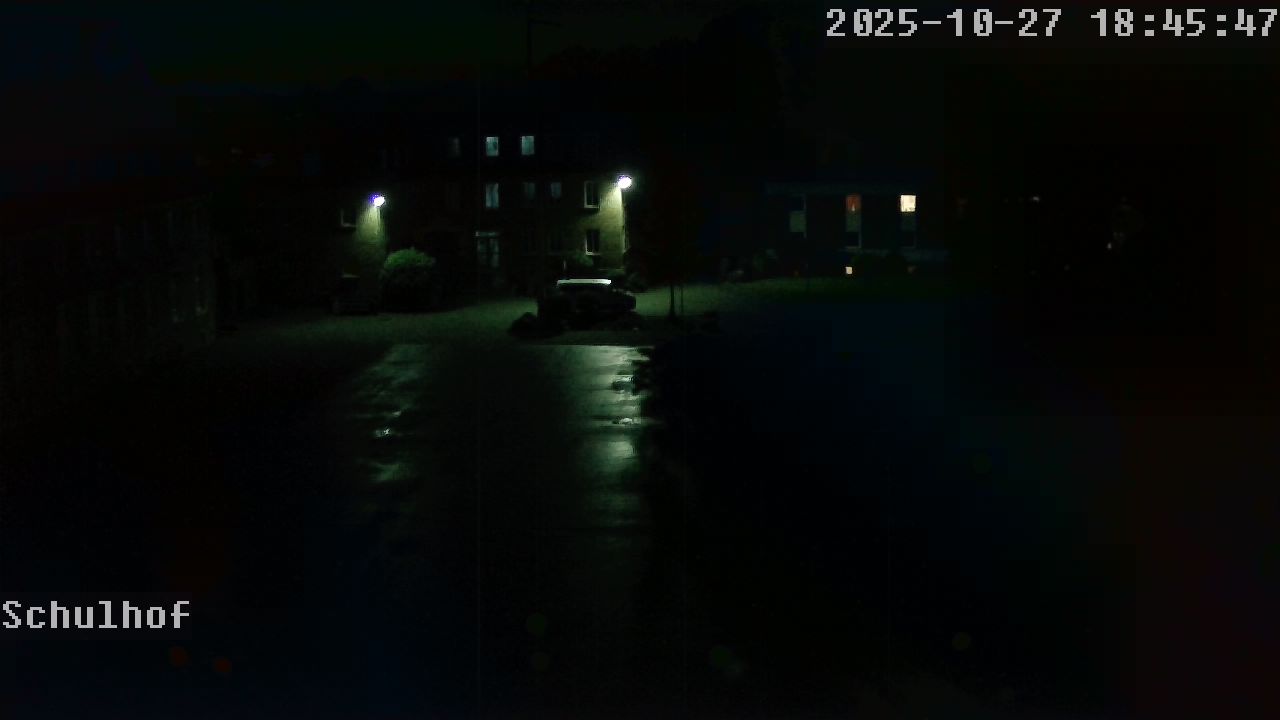 Webcam Schulhof 18:45