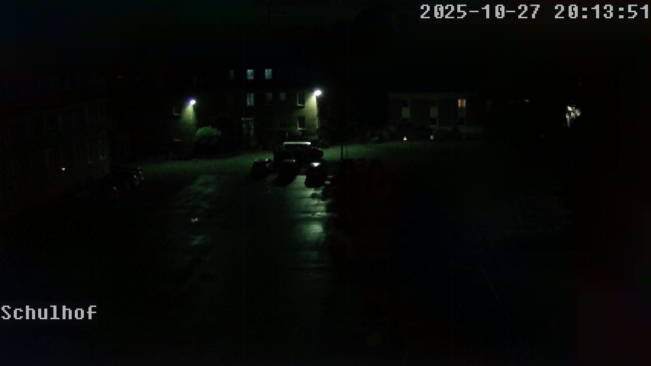 Webcam Schulhof 20:13