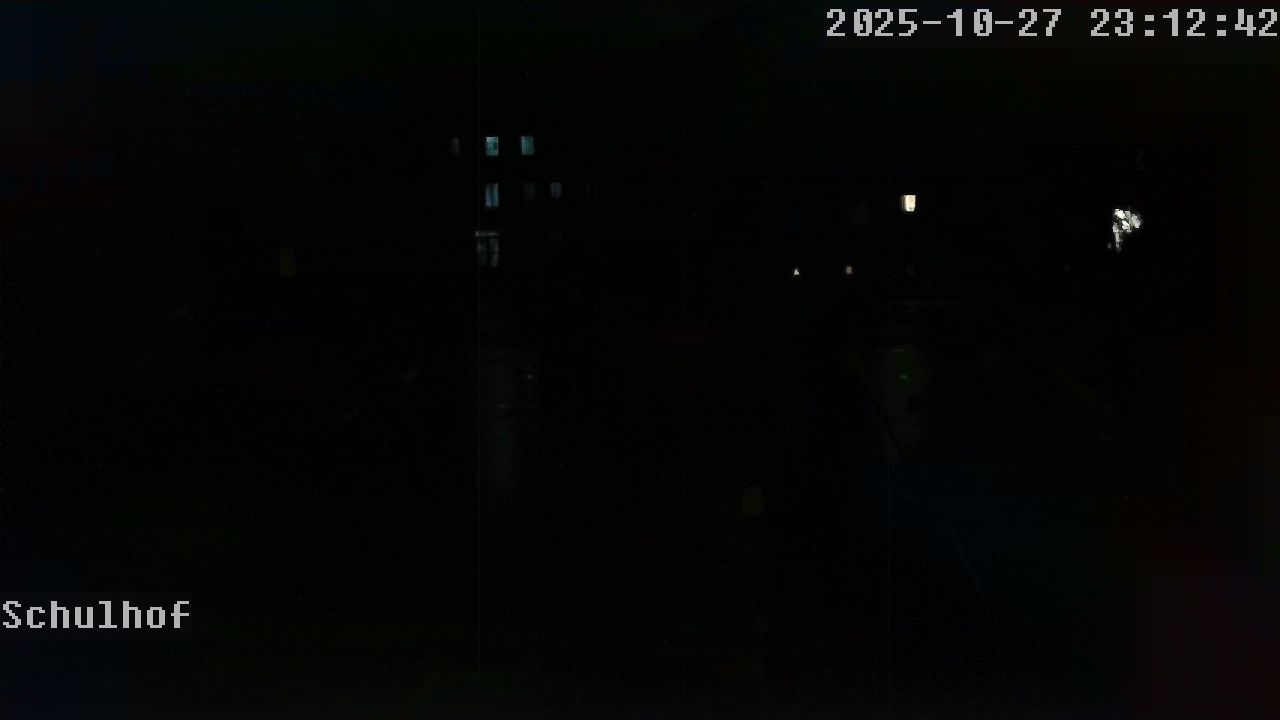 Webcam Schulhof 23:12