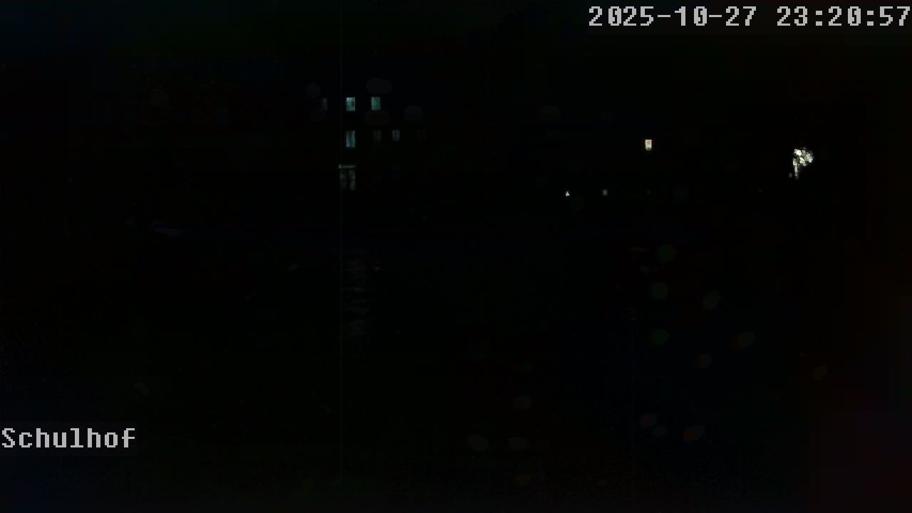 Webcam Schulhof 23:20