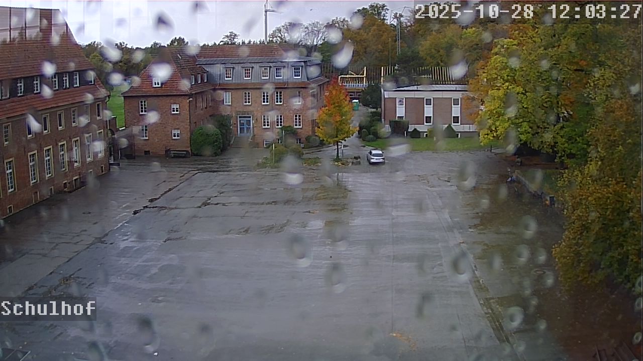 Webcam Schulhof 12:03