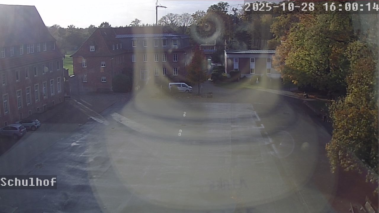 Webcam Schulhof 16:00