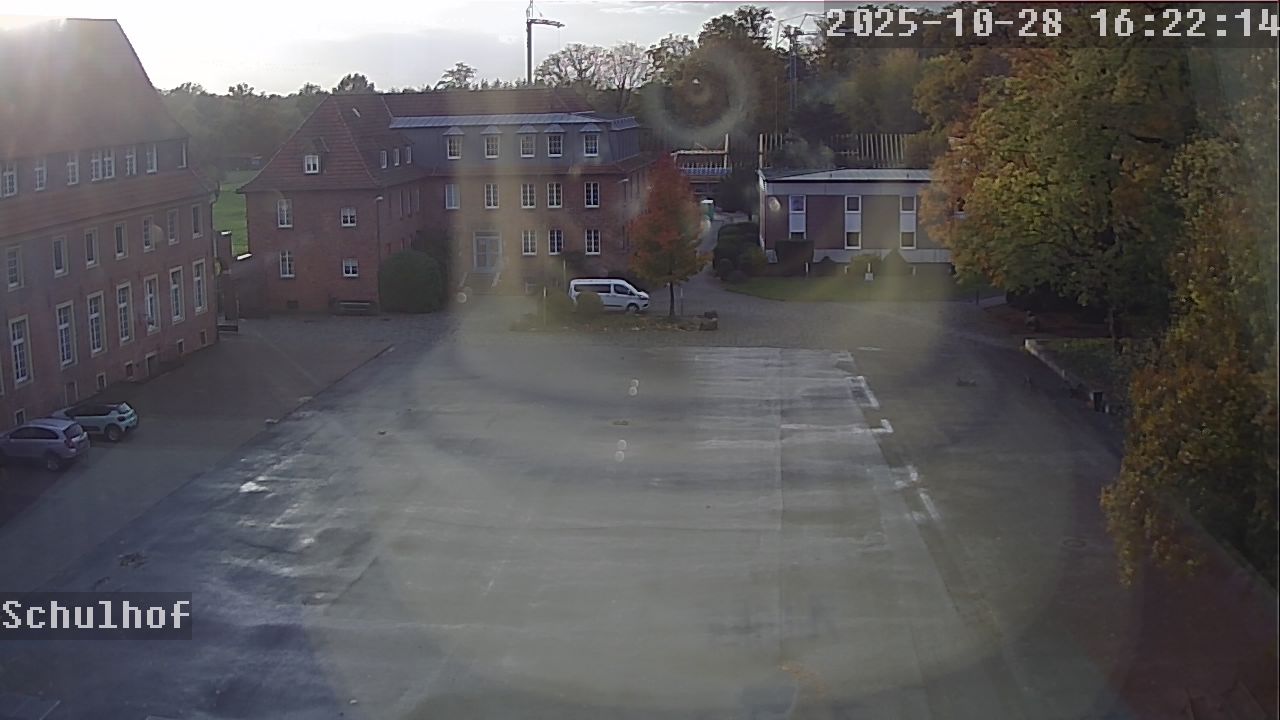 Webcam Schulhof 16:22