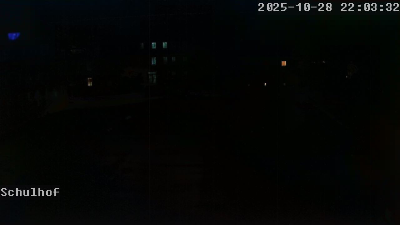Webcam Schulhof 22:03