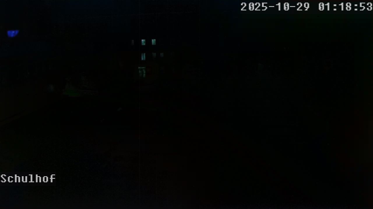 Webcam Schulhof 01:18