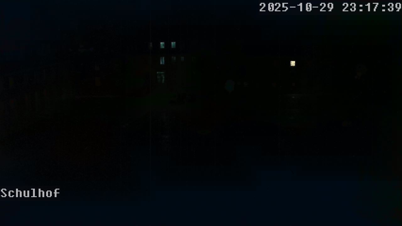 Webcam Schulhof 23:17