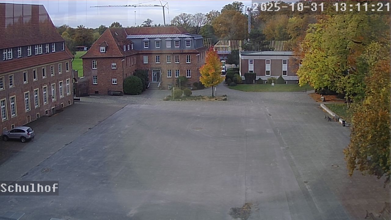 Webcam Schulhof 13:11