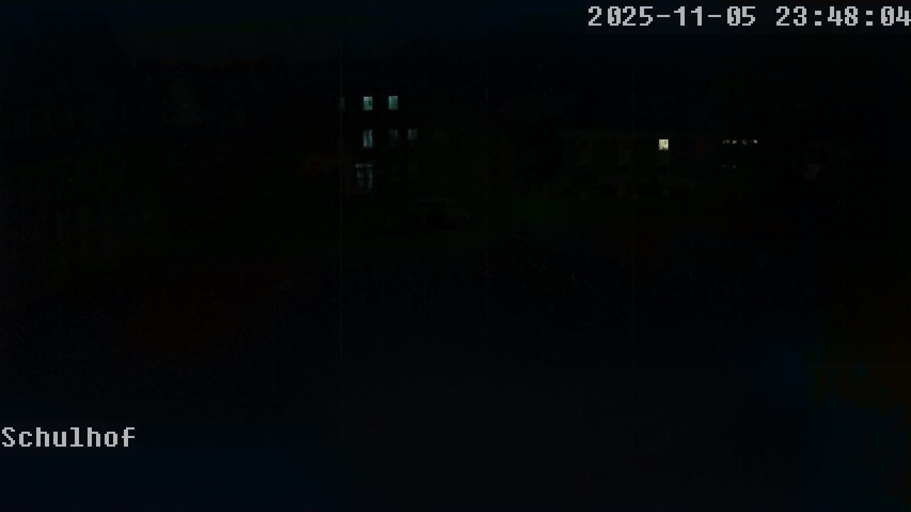Webcam Schulhof 23:48