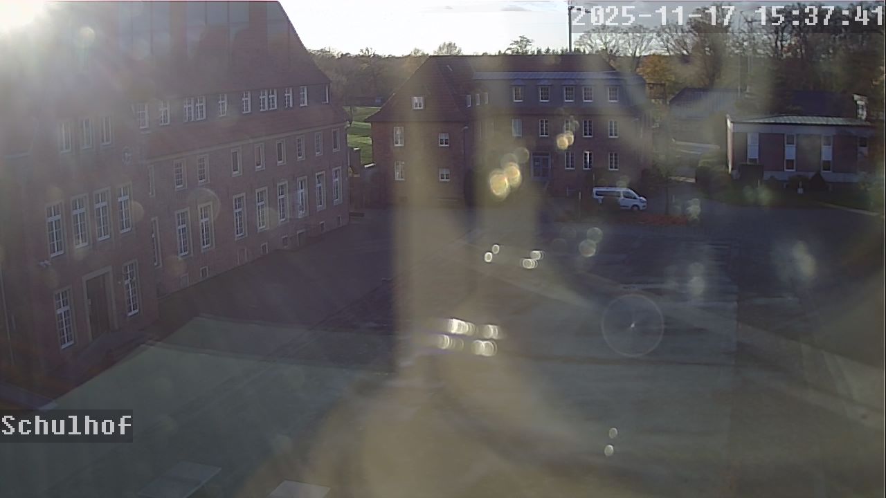 Webcam Schulhof 15:37