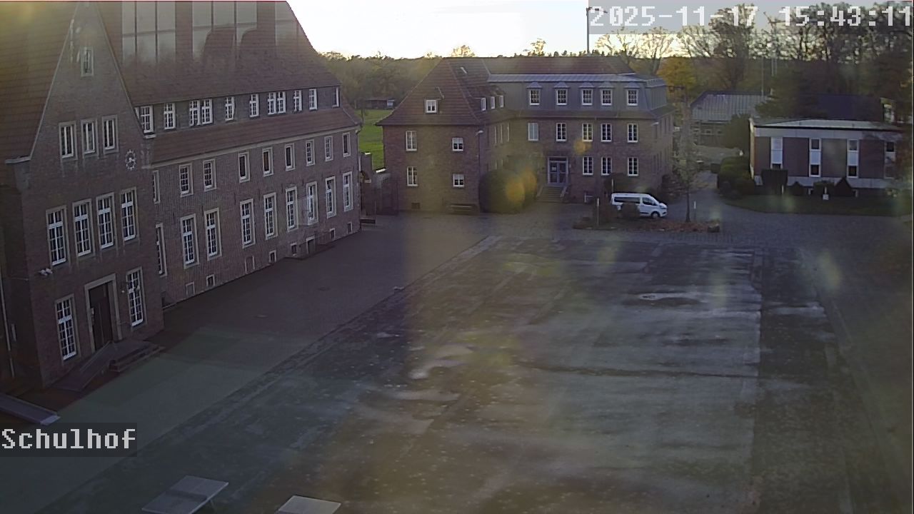 Webcam Schulhof 15:43