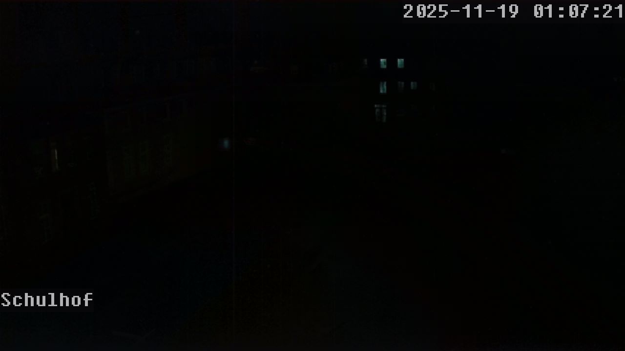 Webcam Schulhof 01:07