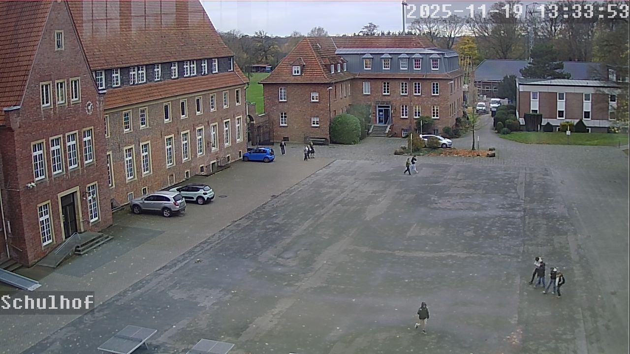Webcam Schulhof 13:33