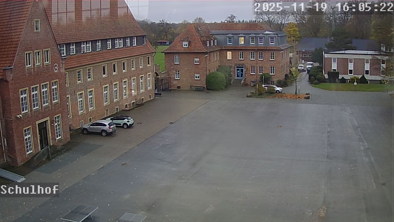 Webcam Schulhof 16:05