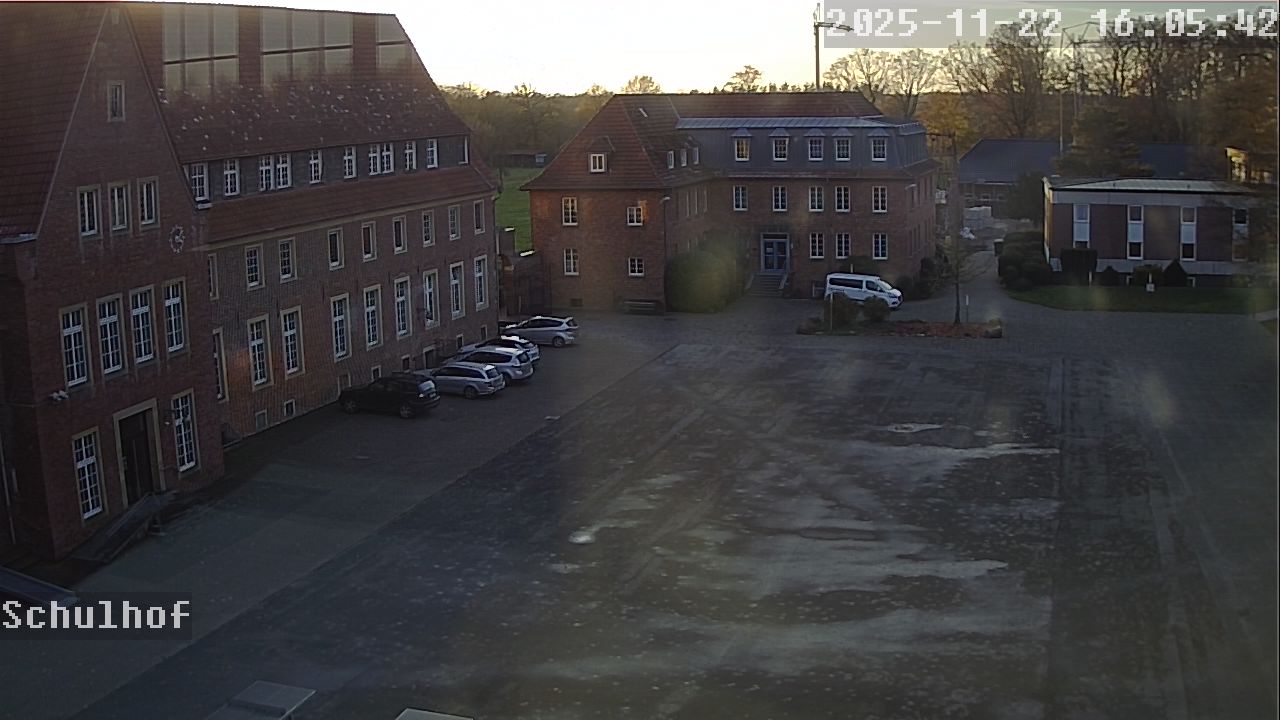 Webcam Schulhof 16:05