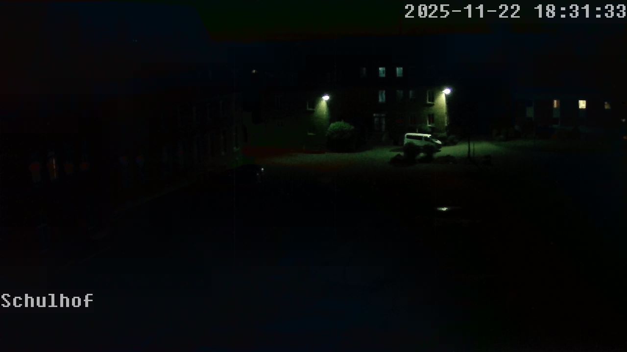 Webcam Schulhof 18:31