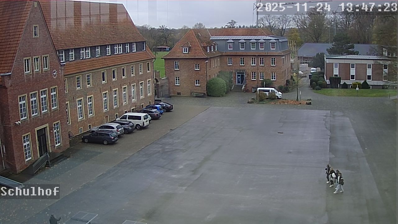 Webcam Schulhof 13:47