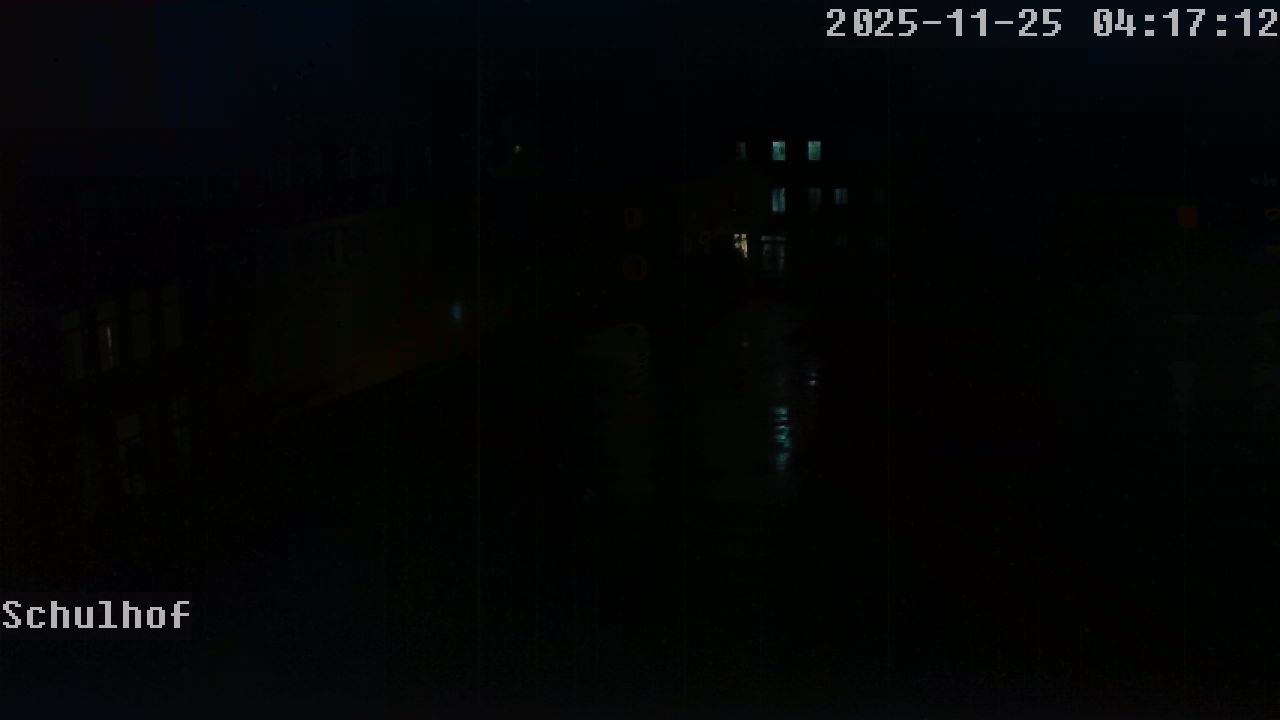 Webcam Schulhof 04:17