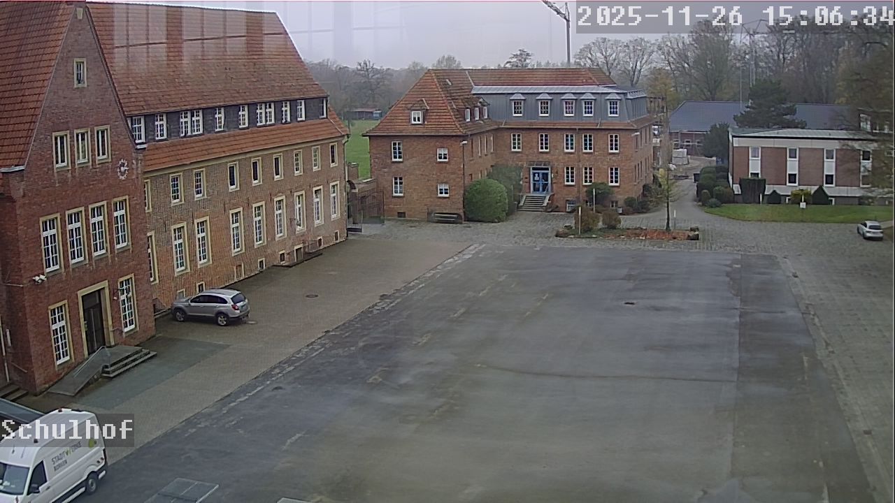 Webcam Schulhof 15:06