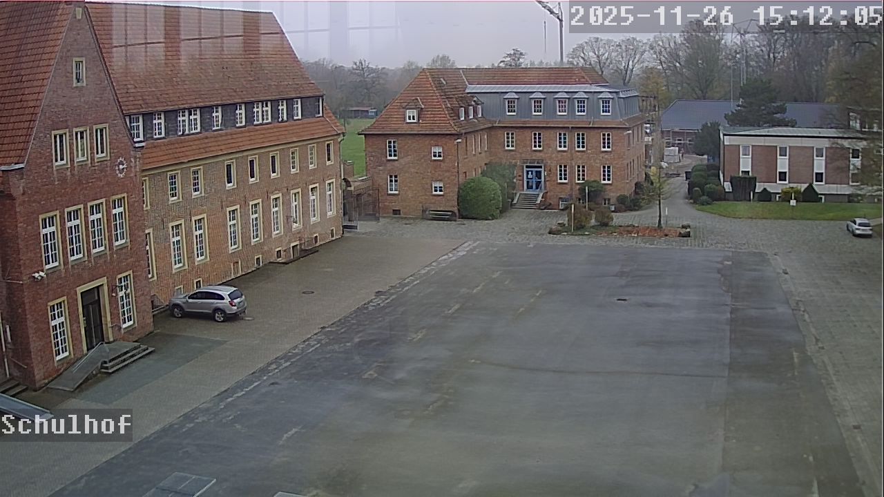 Webcam Schulhof 15:12