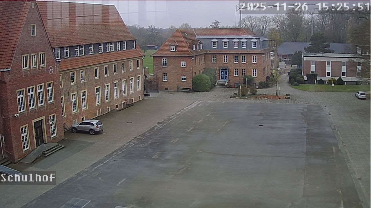 Webcam Schulhof 15:25