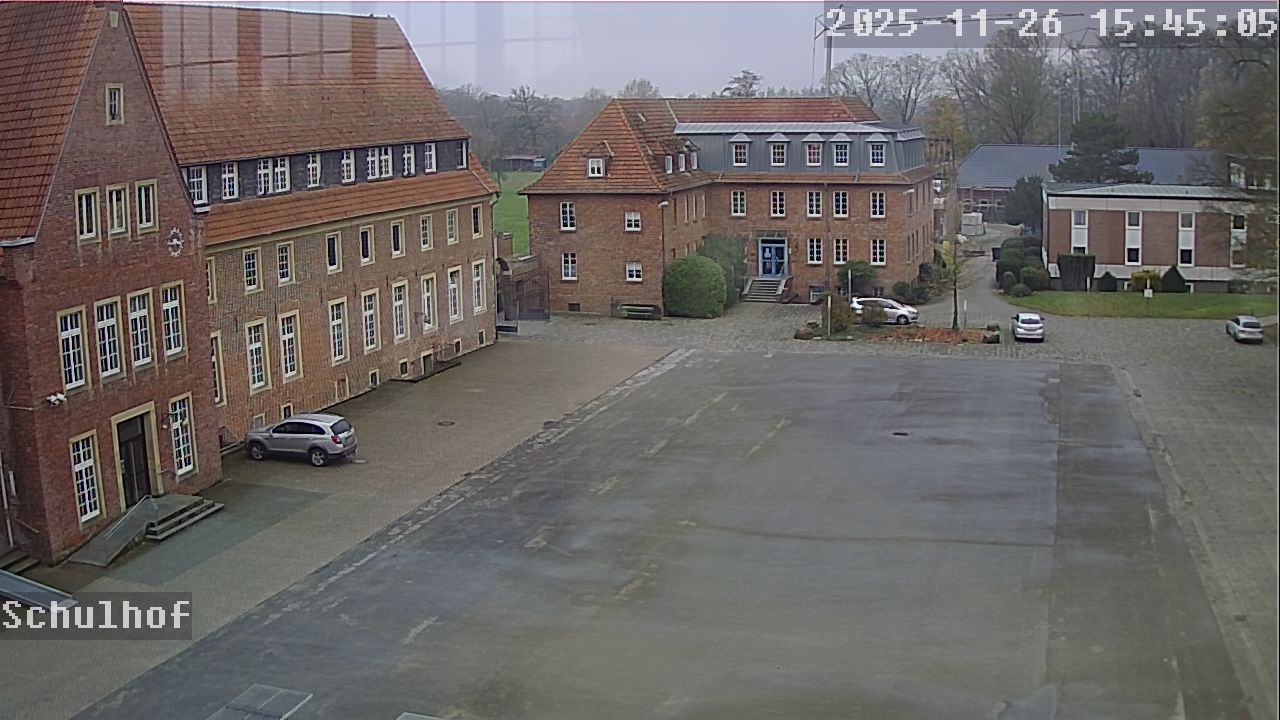 Webcam Schulhof 15:45