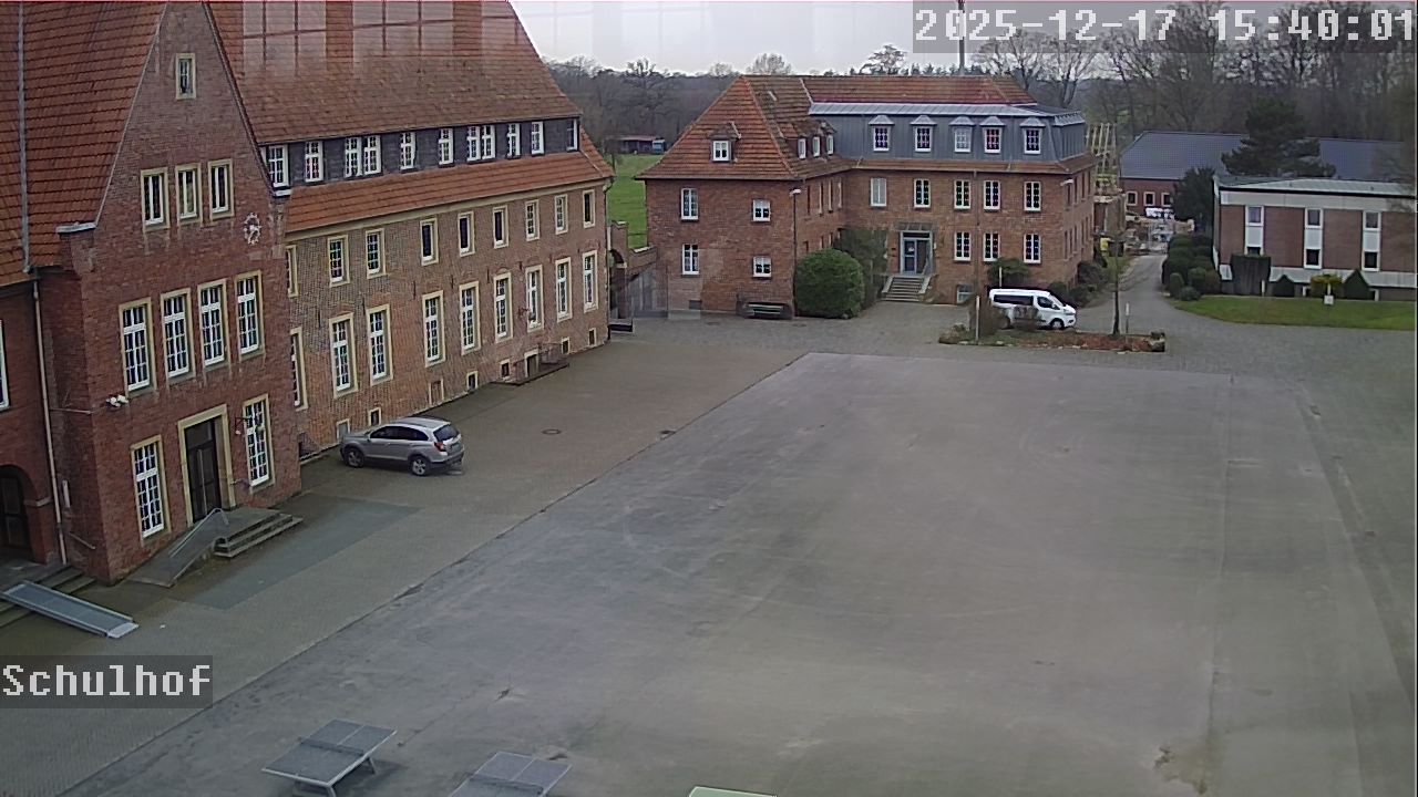 Webcam Schulhof 15:40