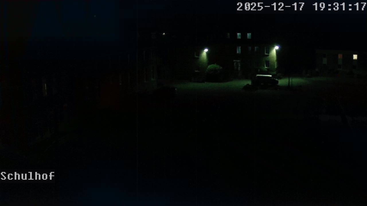 Webcam Schulhof 19:31