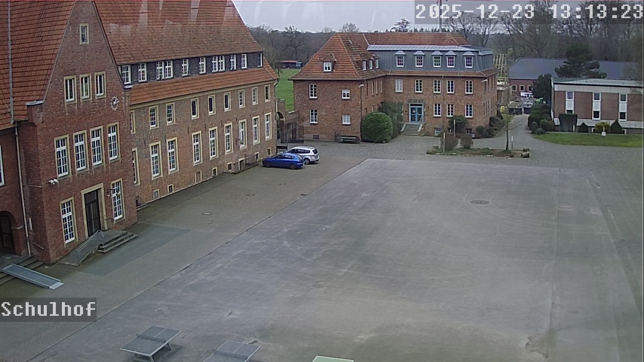 Webcam Schulhof 13:13