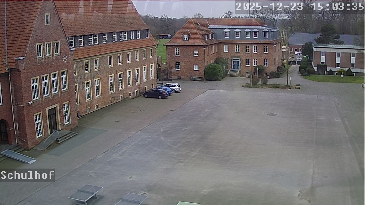 Webcam Schulhof 15:03