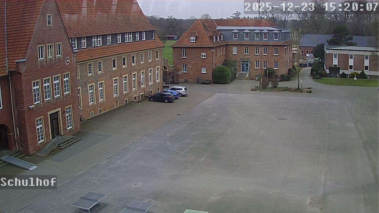 Webcam Schulhof 15:20