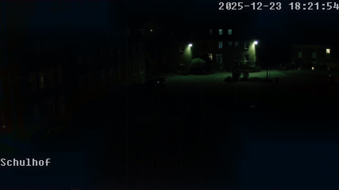 Webcam Schulhof 18:21