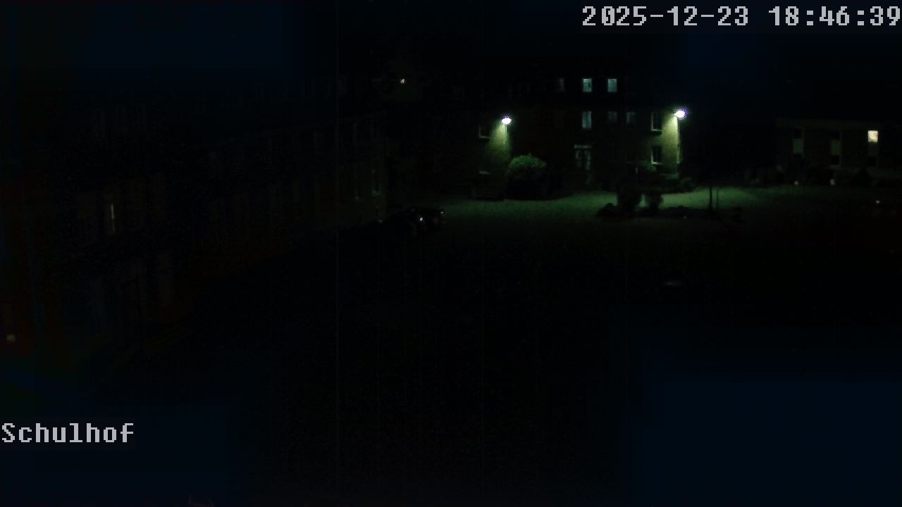 Webcam Schulhof 18:46