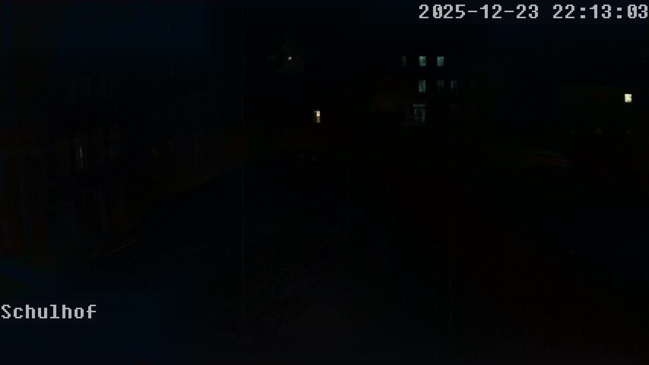 Webcam Schulhof 22:13