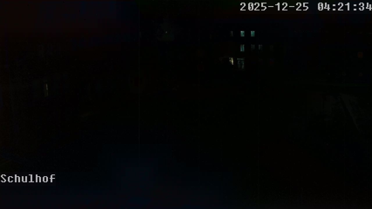 Webcam Schulhof 04:21