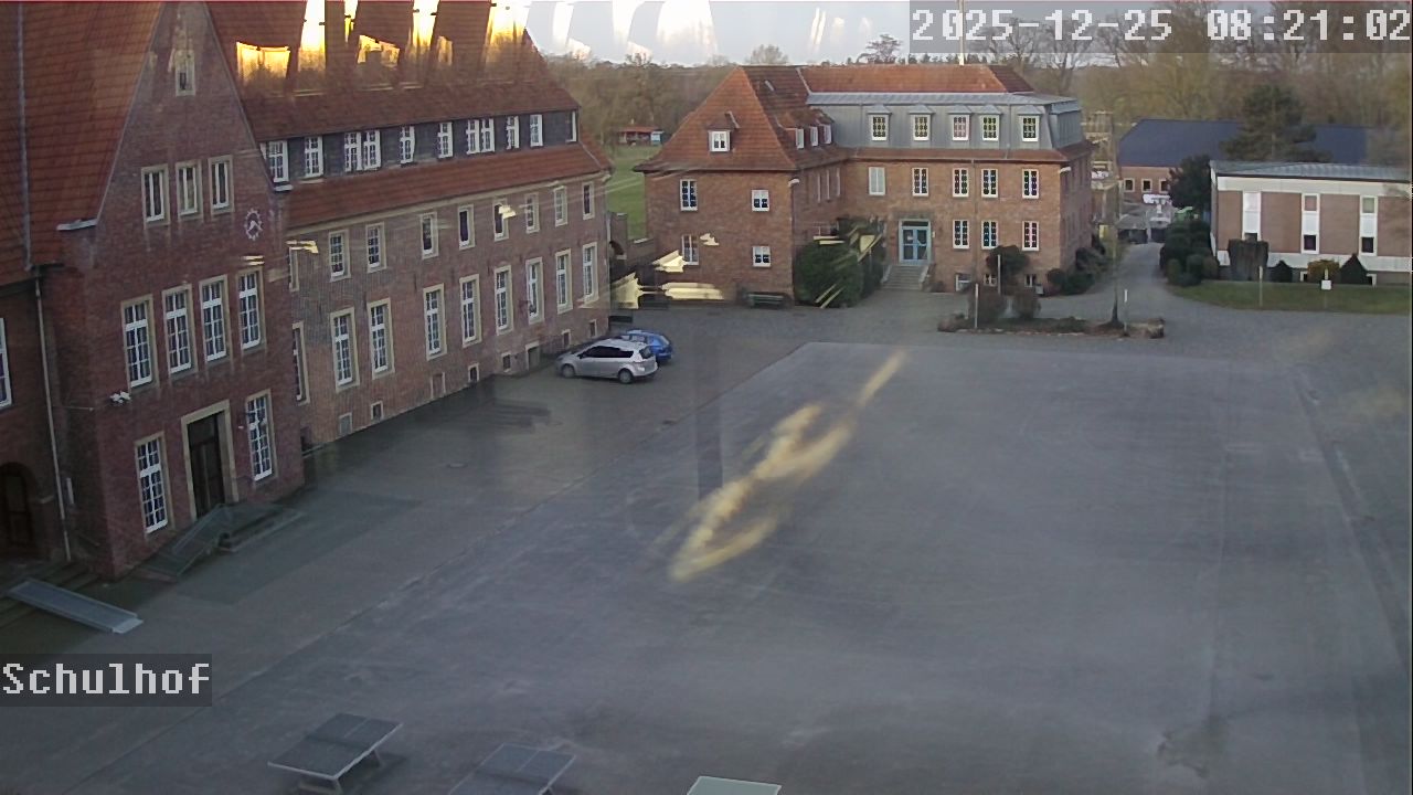 Webcam Schulhof 08:21